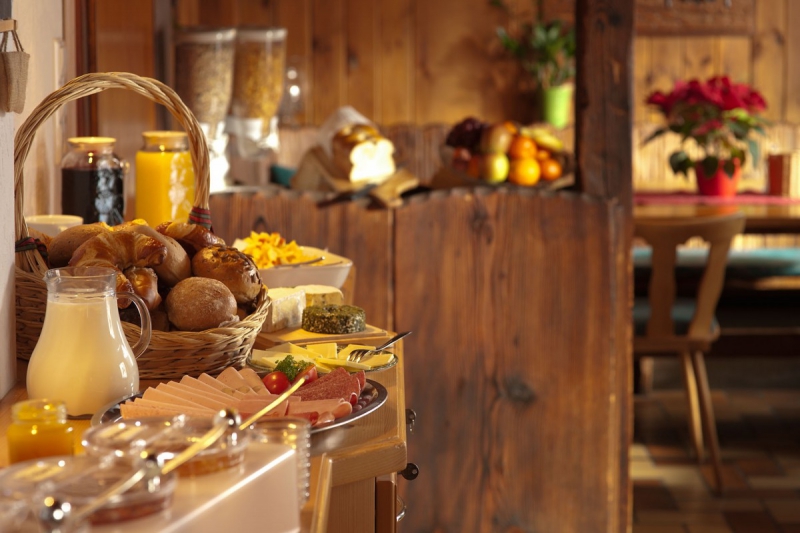 boulangerie-LE CANNET-min_breakfast_buffet_food_restaurant_meal_hotel_plate_fresh-718745